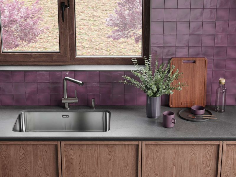 Мойка кухонная Omoikiri Omi 76-U/I IN сталь